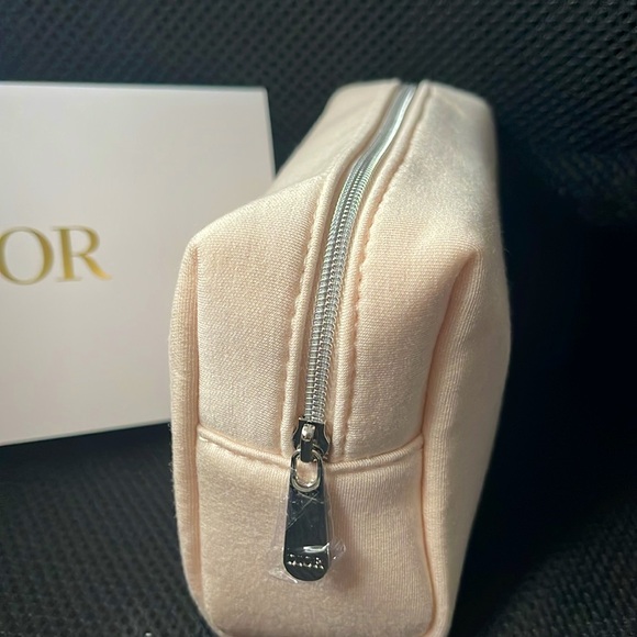 Authentic Christian Dior Beauty cosmetic bag - Picture 2 of 2